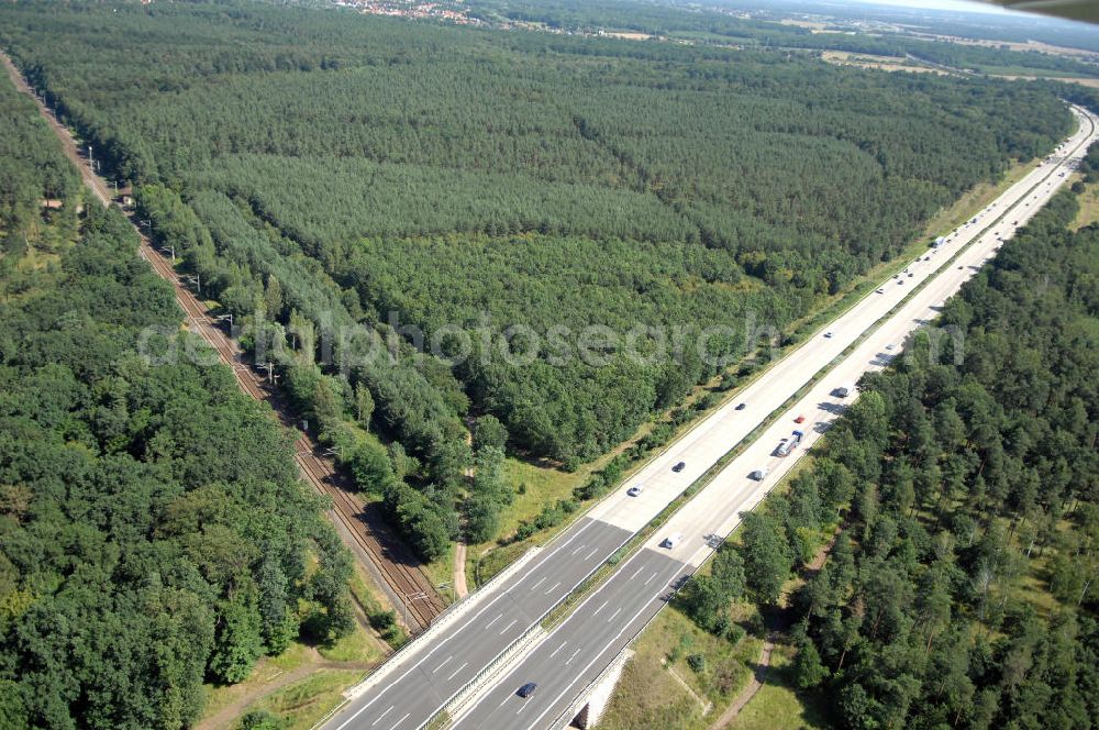 Aerial image Dessau-Roßlau - Blick auf die Bahnstrecke von Dessau-Roßlau nach Bitterfeld-Wolfen. Bis zum 30. Juni 2007 war Wolfen eine eigenständige Stadt. Dessau-Roßlau und Wolfen sind ca. 25 km voneinan der entfernt.