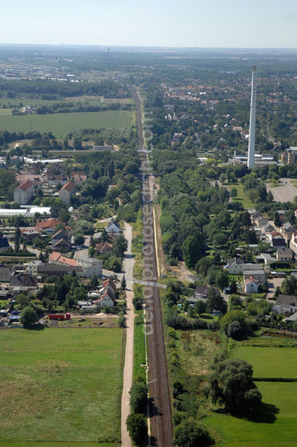 Dessau-Roßlau from the bird's eye view: Blick auf die Bahnstrecke von Dessau-Roßlau nach Bitterfeld-Wolfen. Bis zum 30. Juni 2007 war Wolfen eine eigenständige Stadt. Dessau-Roßlau und Wolfen sind ca. 25 km voneinan der entfernt.