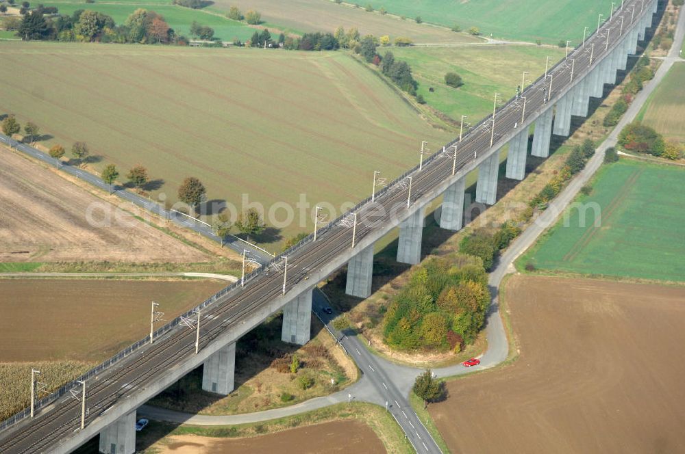 Ohlenrode from above - Blick auf die Bahntrasse über die L486, auf der Strecke Hannover - Würzburg.