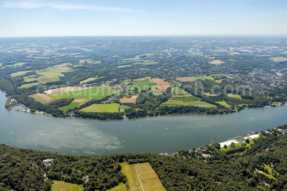 Aerial image Essen - View of the Baldeney Lake in Essen in the state North Rhine-Westphalia. The Baldeney Lake is the largest of the six Ruhr artificial lakes. The Lake has been closed to bathing for decades