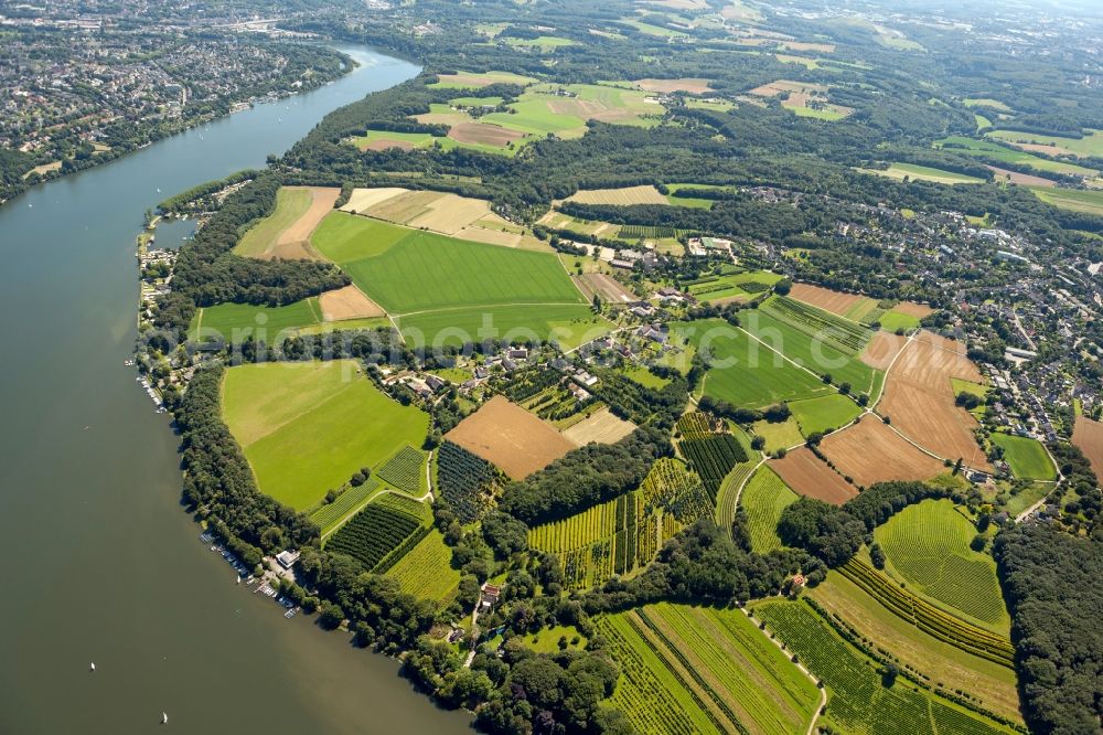 Aerial photograph Essen - View of the Baldeney Lake in Essen in the state North Rhine-Westphalia. The Baldeney Lake is the largest of the six Ruhr artificial lakes. The Lake has been closed to bathing for decades