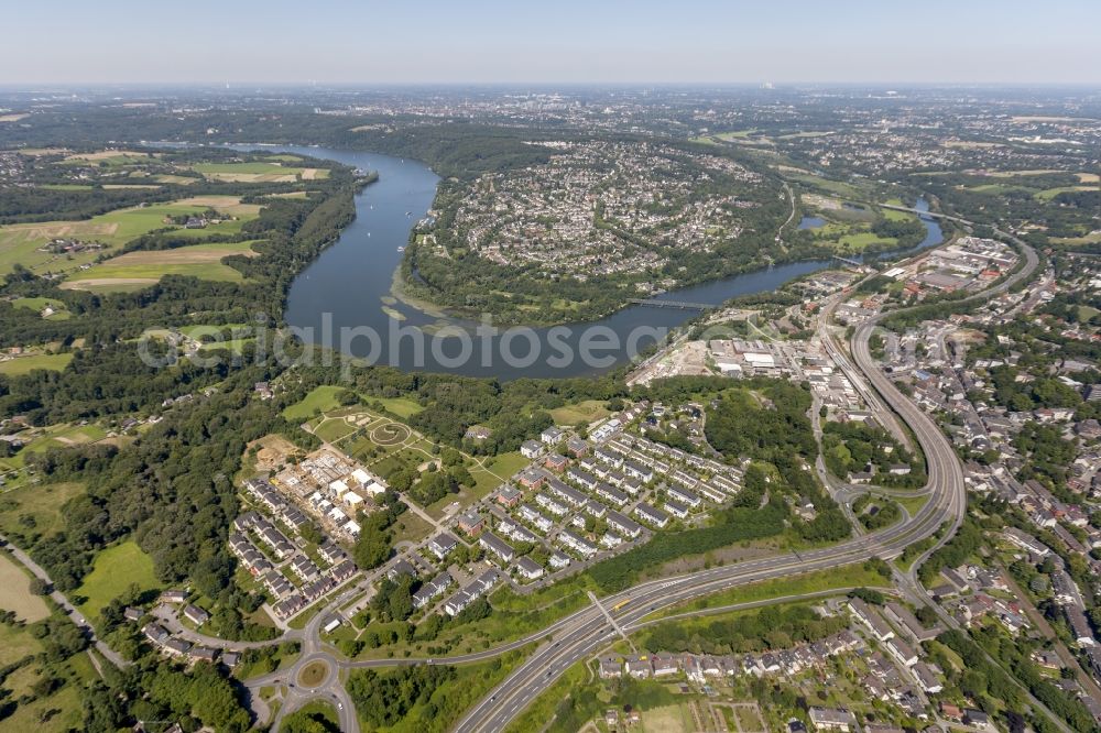 Aerial photograph Essen / Kupferdreh - View of the Baldeney Lake in Essen in the state North Rhine-Westphalia. The Baldeney Lake is the largest of the six Ruhr artificial lakes. The Lake has been closed to bathing for decades