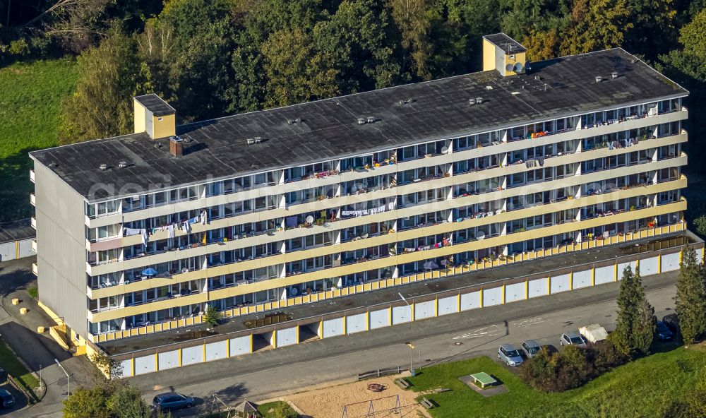 Aerial image Dahlbruch - Balconies and windows Facade of the high-rise residential development on street Am Witschenberg in Dahlbruch at Siegerland in the state North Rhine-Westphalia, Germany