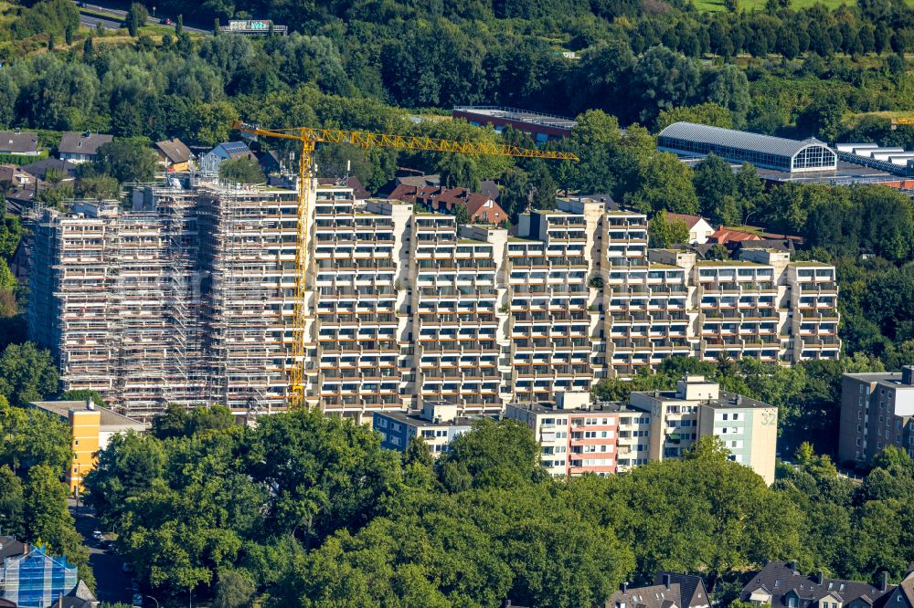 Aerial photograph Dortmund - Balconies and windows Facade of the high-rise residential development Hannibal Dorstfeld on Vogelpothsweg in the district Dorstfeld in Dortmund in the state North Rhine-Westphalia, Germany