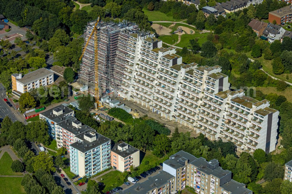 Aerial photograph Dortmund - Balconies and windows Facade of the high-rise residential development Hannibal Dorstfeld on Vogelpothsweg in the district Dorstfeld in Dortmund in the state North Rhine-Westphalia, Germany