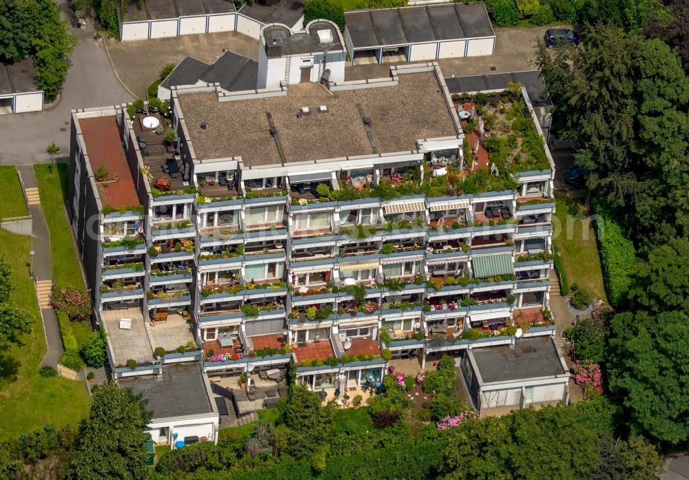 Essen from above - Balconies and windows Facade of the high-rise residential development destrict Kettwig in Essen in the state North Rhine-Westphalia