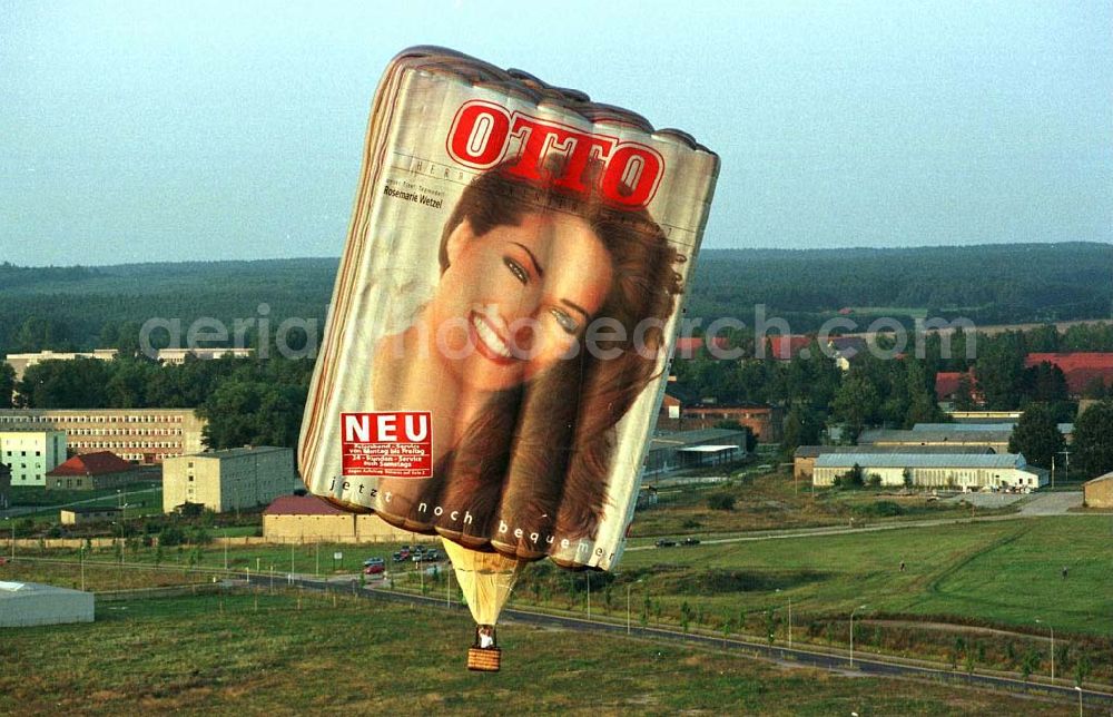 Strausberg / Brandenburg from above - Ballonfahrertreffen am Flugplatz Strausberg