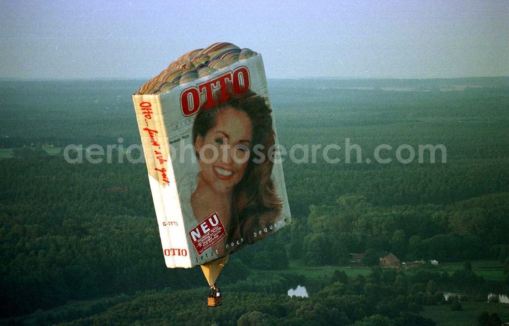 Strausberg / Brandenburg from above - Ballonfahrertreffen am Flugplatz Strausberg