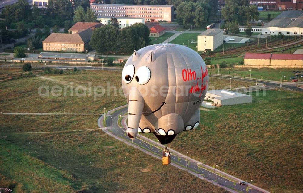 Aerial image Strausberg / Brandenburg - Ballonfahrertreffen am Flugplatz Strausberg