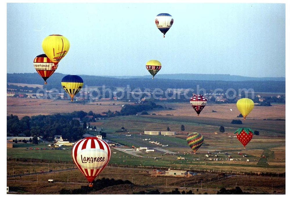 Aerial image Strausberg / Brandenburg - Ballonfahrertreffen am Flugplatz Strausberg