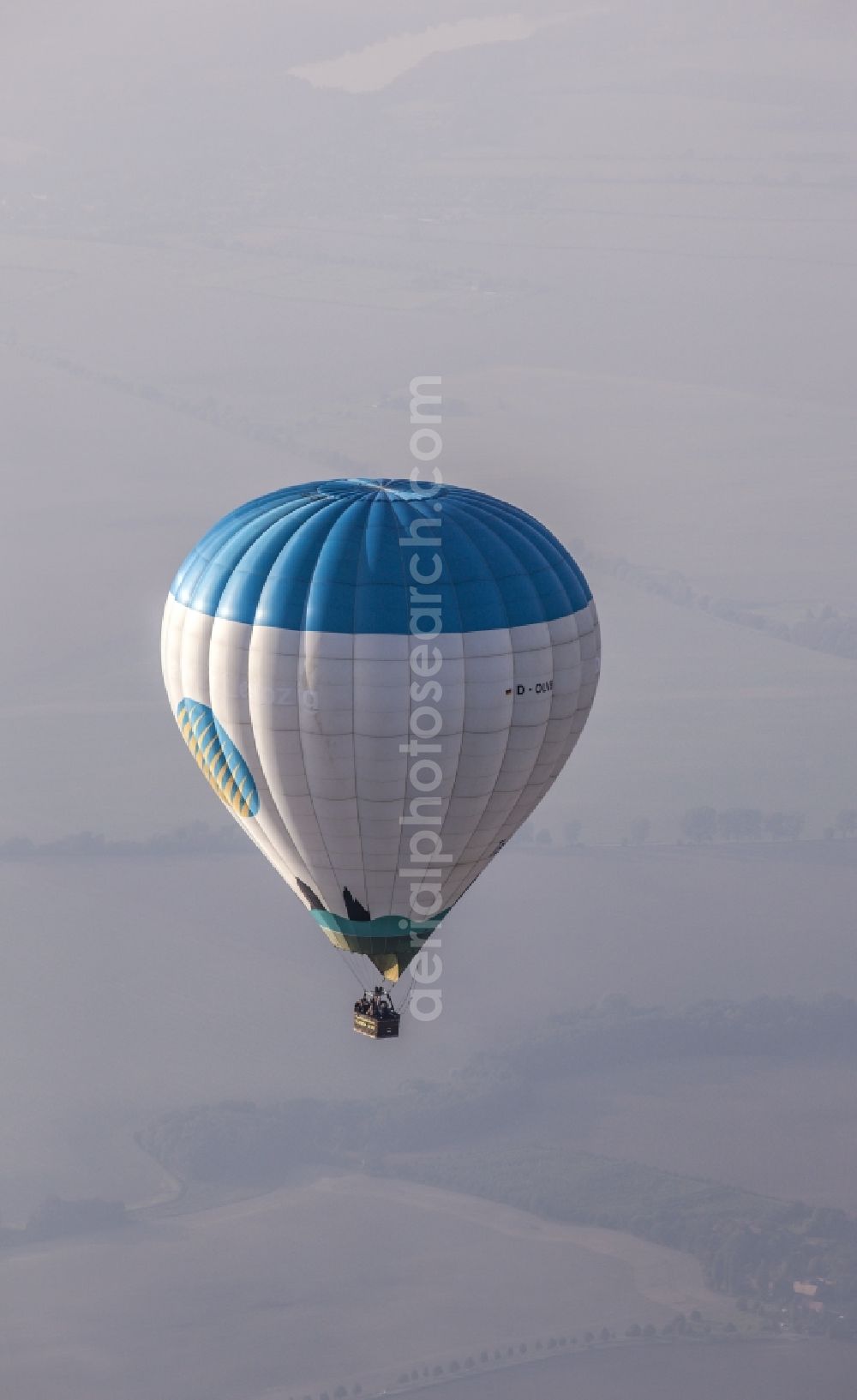 Schwerin from the bird's eye view: Balloon ride on the northern outskirts of Schwerin in Mecklenburg - Western Pomerania