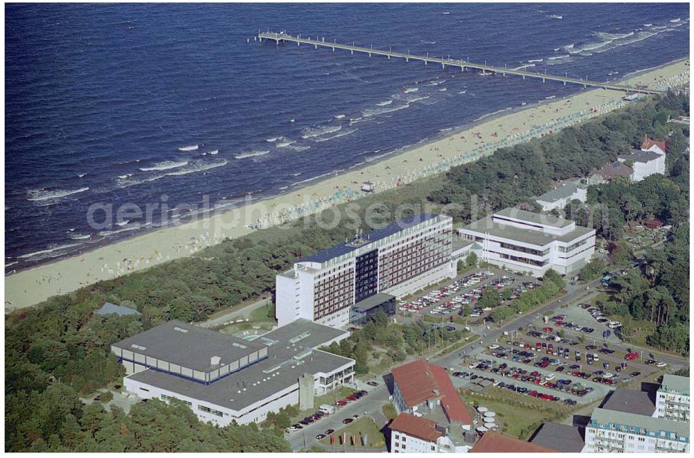 Zinnowitz from above - 15.08.2004, Zinnowitz Blick auf das Baltic Hotel in Zinnowitz, welches direkt an der Küste liegt und zu den besten Wellness Hotels in Deutschland gehört. Dünenstraße,17454 Seebad Zinnowitz Tel.: 038377-70000, Fax.: 038377-70100