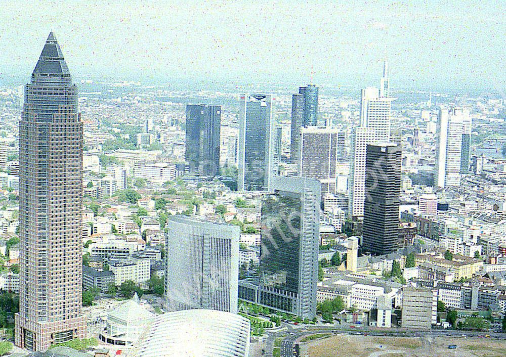 Aerial photograph Frankfurt am Main - Bankenviertel und Stadtzentrum von Frankfurt / Main.