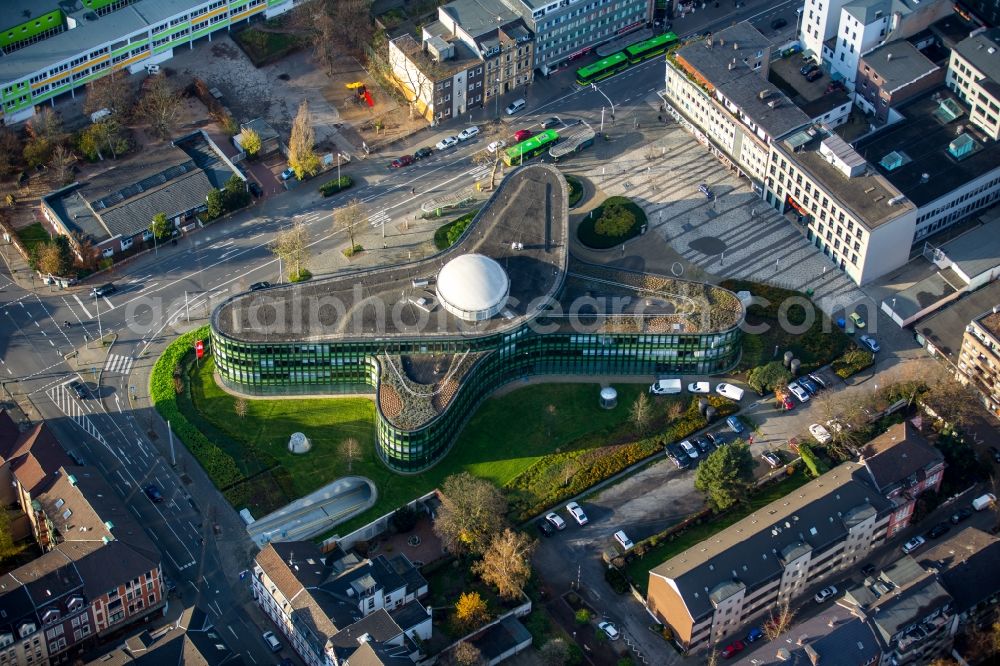 Aerial image Oberhausen - Bank building of Sparkasse Oberhausen on Woerthstrasse in Oberhausen in the state of North Rhine-Westphalia