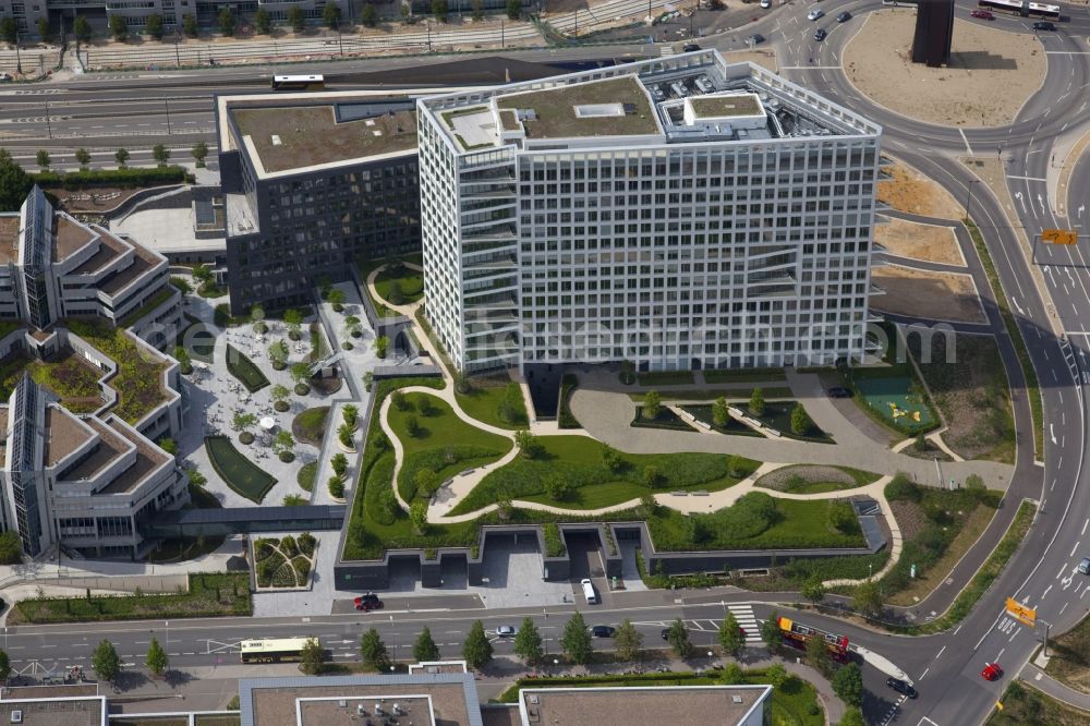 Luxembourg Luxemburg from the bird's eye view: View of the Banque Generale Du Luxembourg BGL PNB Paribas on Avenue John. F. Kennedy in the district of Kirchberg