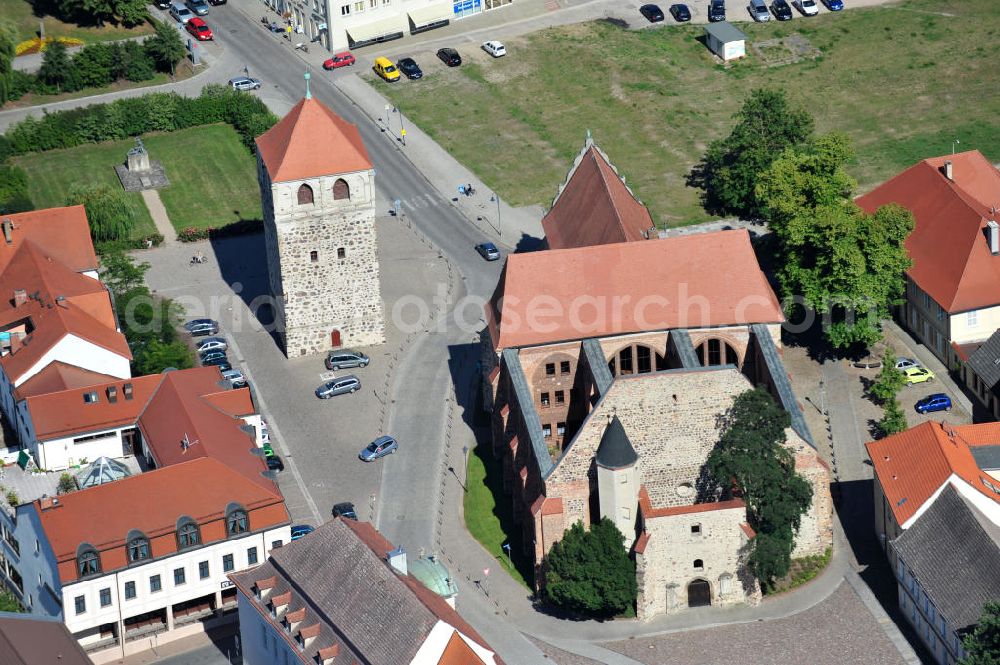 Zerbst from the bird's eye view: Blick auf die teilweise als Ruine konservierte 1215 geweihten Bartholomäus-Kirche in Zerbst in Sachsen-Anhalt. View the St. Bartholomäus Church in Zerbst.