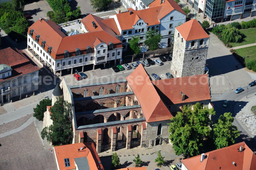 Zerbst from above - Blick auf die teilweise als Ruine konservierte 1215 geweihten Bartholomäus-Kirche in Zerbst in Sachsen-Anhalt. View the St. Bartholomäus Church in Zerbst.