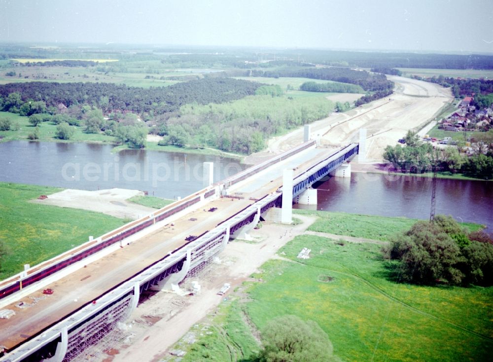 Hohenwarthe from above - Bau des Anschlußbereiches zur Bücke des Elbe-Havel-Kanales über die Elbe am Wasserstraßenkreuz Magdeburg.