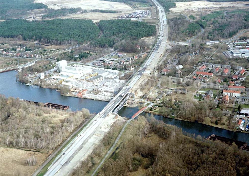 Königs Wusterhausen from above - Bau der Autobahnbrücke (A10) über die Dahme in Königs Wusterhausen - ein Projekt der SCHÄLERBAU BERLIN GmbH.