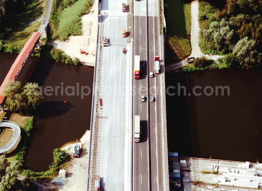 Aerial photograph Königs Wusterhausen - Bau der Autobahnbrücke (A10) über die Dahme in Königs Wusterhausen - ein Projekt der SCHÄLERBAU BERLIN GmbH.