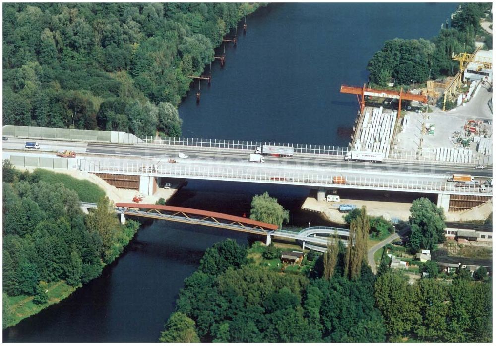 Aerial image Königs Wusterhausen - Bau der Autobahnbrücke (A10) über die Dahme in Königs Wusterhausen - ein Projekt der SCHÄLERBAU BERLIN GmbH.09.09.2002