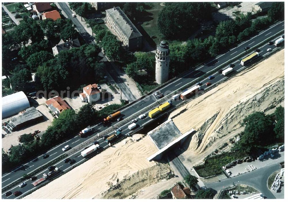 Königs Wusterhausen from above - Bau der Autobahnbrücke (A10) über die Straße zwischen Königs Wusterhausen und Niederlehme - ein Projekt der SCHÄLERBAU BERLIN GmbH.