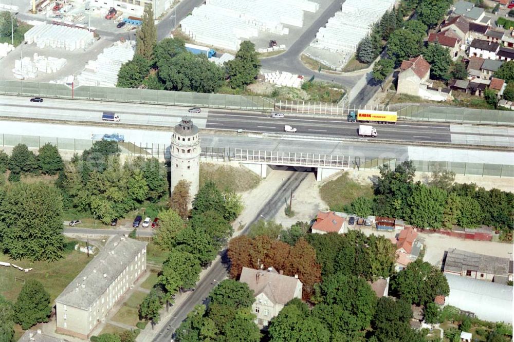 Aerial photograph Königs Wusterhausen - Bau der Autobahnbrücke (A10) über die Straße zwischen Königs Wusterhausen und Niederlehme - ein Projekt der SCHÄLERBAU BERLIN GmbH.