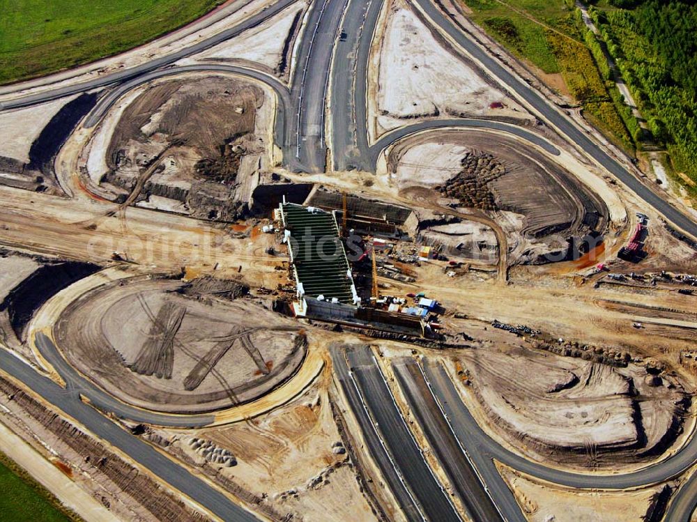 Aerial photograph Böhlen - 27.08.2005 Böhlen; Bau eines Autobahnkreuzes auf der A14 bei Böhlen.