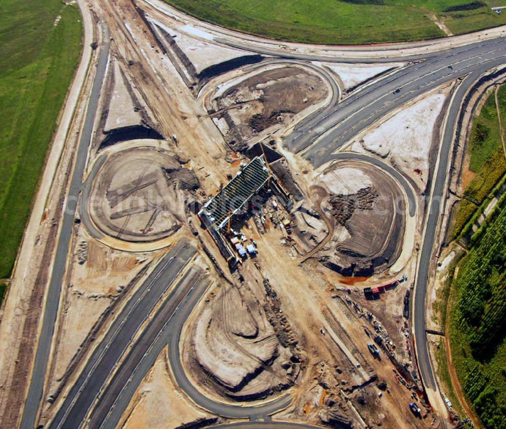 Böhlen from above - 27.08.2005 Böhlen; Bau eines Autobahnkreuzes auf der A14 bei Böhlen.