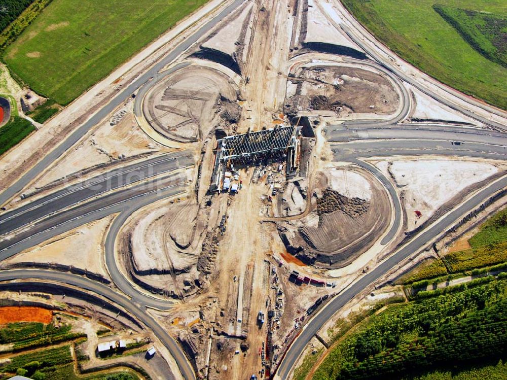 Böhlen from the bird's eye view: 27.08.2005 Böhlen; Bau eines Autobahnkreuzes auf der A14 bei Böhlen.