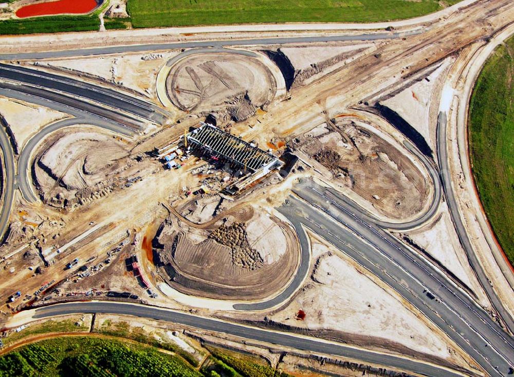 Aerial photograph Böhlen - 27.08.2005 Böhlen; Bau eines Autobahnkreuzes auf der A14 bei Böhlen.