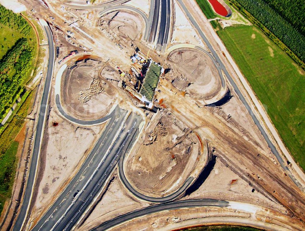 Böhlen from the bird's eye view: 27.08.2005 Böhlen; Bau eines Autobahnkreuzes auf der A14 bei Böhlen.