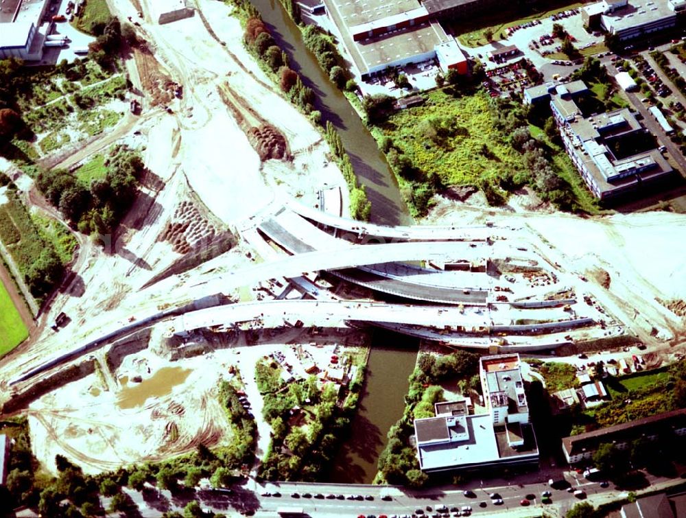 Aerial photograph Berlin - Neukölln - 02.09.2002 Bau der A113 am Bereich Grenzallee-Britzer Zweigkanal in Berlin - Britz (zu Neukölln)