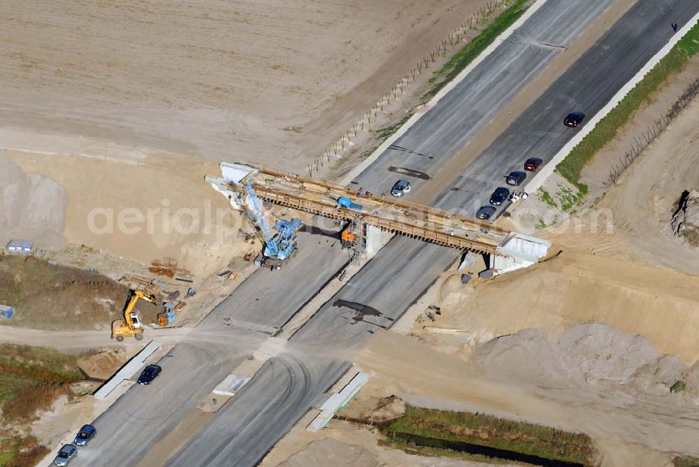 Aerial image Trebbin - Bau von Brückensegmenten an der Ortsumgehung Trebbin-Süd durch die SCHÄLERBAU BERLIN GmbH - Freiheit 10, 13597 Berlin - Tel.: 030-35 187 03 Fax: 35 187 398 - Mail: info@schaelerbau.de