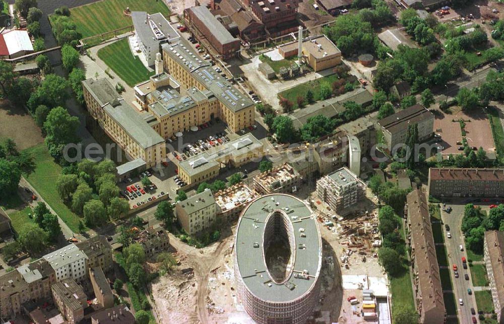 Aerial image Potsdam-Stadt - Bau des Büro- und Congreßzentrums Sanssouci in Potsdam.