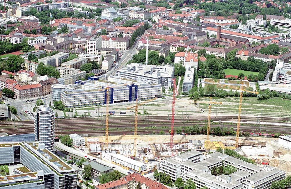 Aerial photograph München/ Bayern - Bau eines Büro- und Geschäftshaus gegenüber der Bahnlinie im Bereich Grillparzer Str. München- Haidhausen.