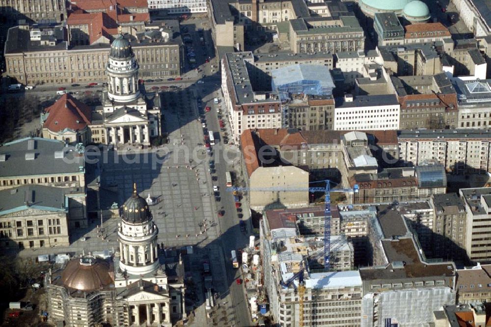 Aerial photograph Berlin / Mitte - Bau eines Büro- und Geschäftshauses am Gendarmenmarkt in Berlin / Mitte