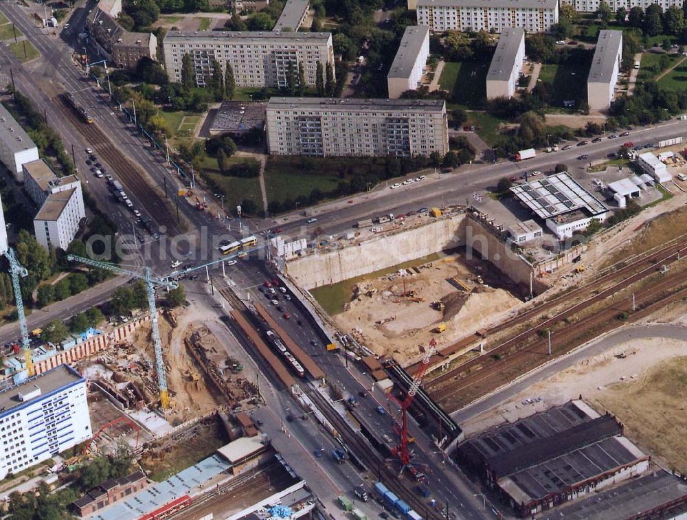 Berlin - Lichtenberg from the bird's eye view: Bau des Büro- und Geschäftskomplexes Storkower Arkaden an der Landsberger Allee / Ecke Storkower Straße