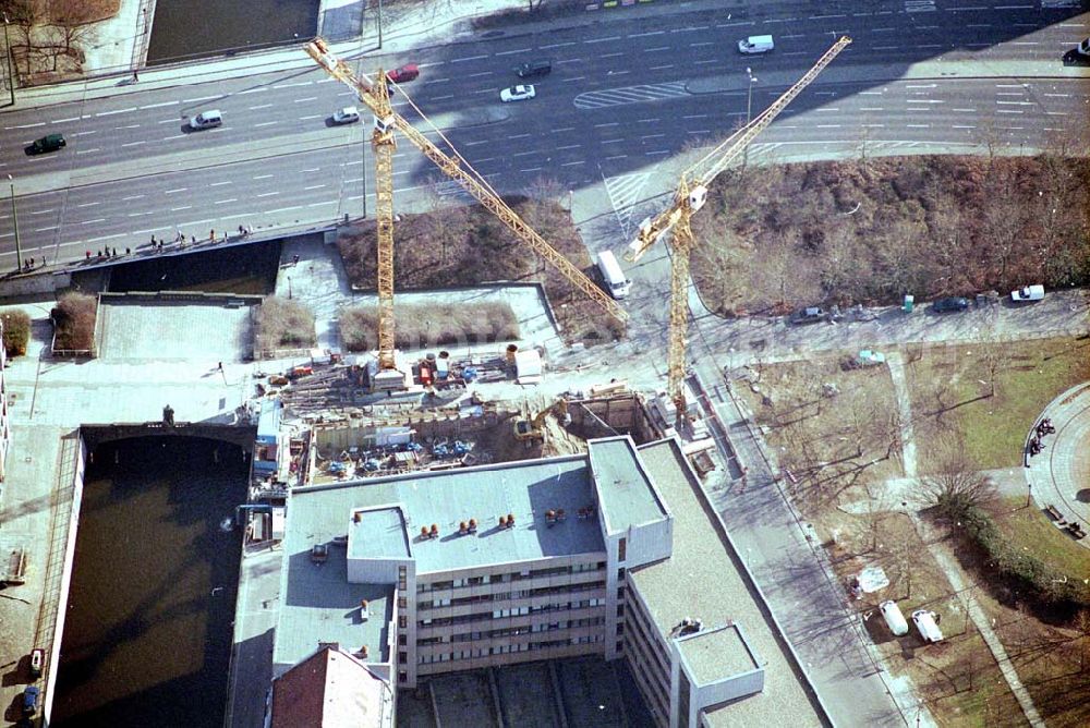 Aerial photograph Berlin - Bau des Bürohaus am Auswärtigen Amt in Berlin Mitte - Kleine Kurstrasse 15-17.