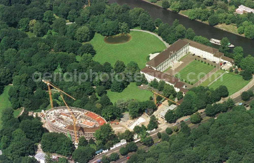 Berlin - Tiergarten from above - Bau des Bundespräsidialamtes im Tiergarten