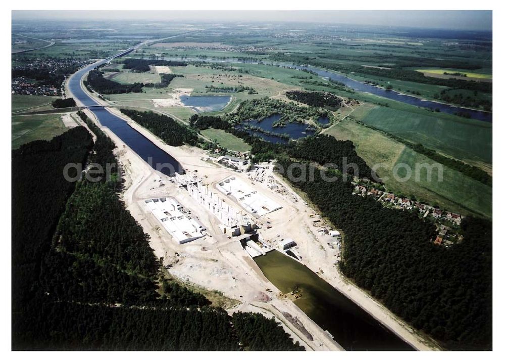 Aerial image Hohenwarthe / Sachsen - Anhalt - Bau der Doppelschleuse Hohenwarthe und Ausbau des Elbe-Havel-Kanales am Wasserstraßenkreuz Magdeburg - östlich von Hohenwarthe in Sachsen - Anhalt.Ein Projekt des: Wasserstraßen-Neubauamt Magdeburg Frau Roskoden Kleiner Werder 5c 39114 MAGDEBURG Tel.: 0391-5352168