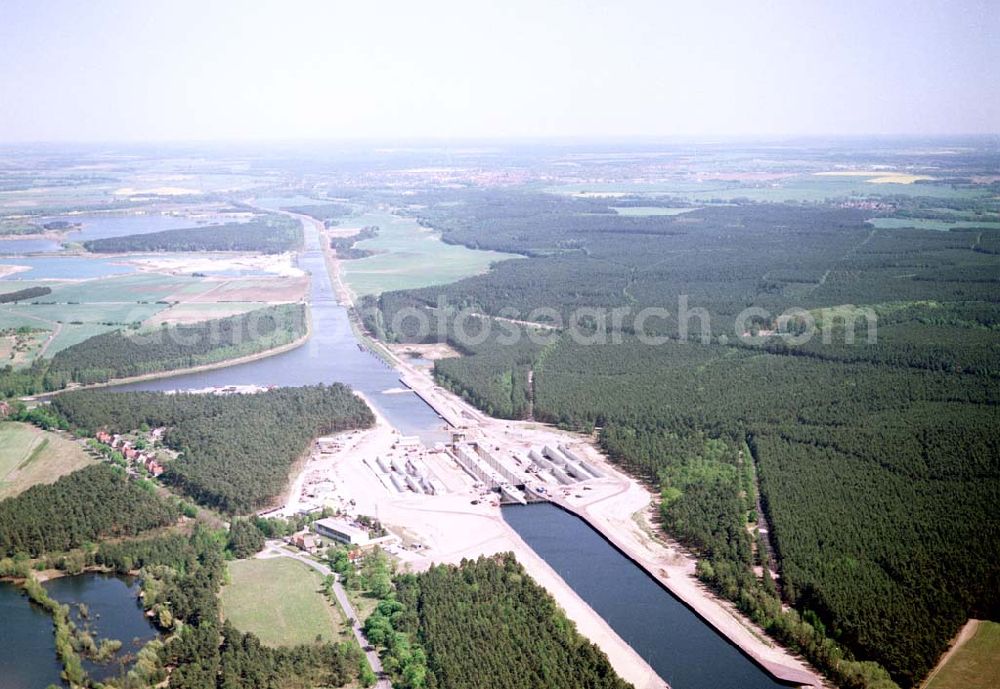 Hohenwarte / Sachsen - Anhalt from the bird's eye view: Bau der Doppelsparschleuse Hohenwarthe am Elbe-Havel-Kanal bei Hohenwarthe in Sachsen-Anhalt.