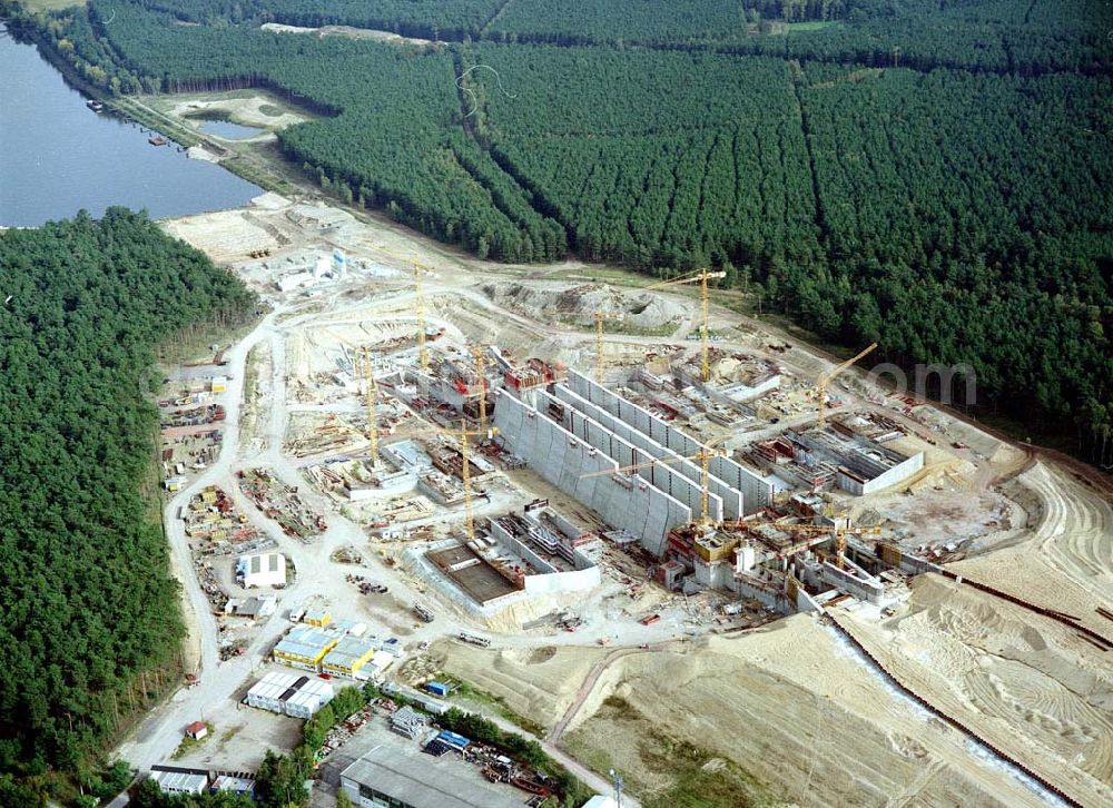 Aerial photograph Hohenwarthe - Bau der Doppelsparschleuse Hohenwarthe am Wasserstraßenkreuz Magdeburg.