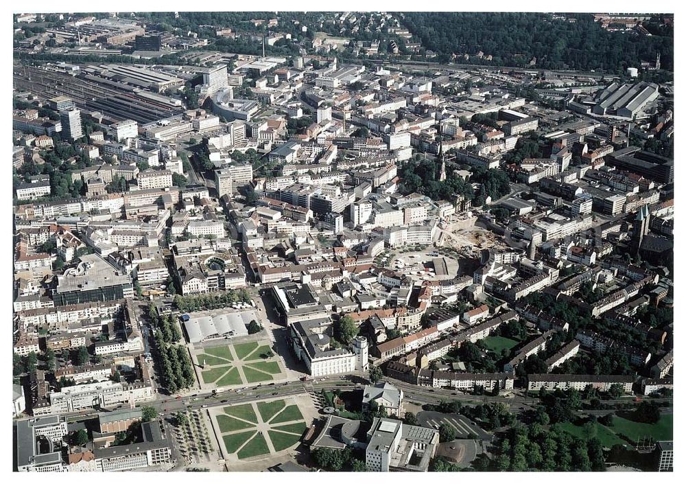 Kassel / Hessen from the bird's eye view: Bau des Einkaufs- und Geschäftszentrums City Point in der Kasseler Innenstadt - ein Projekt der ECE Hamburg.