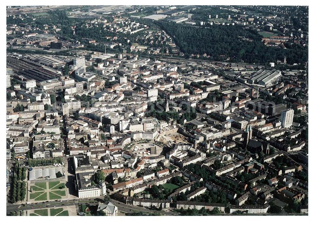 Aerial image Kassel / Hessen - Bau des Einkaufs- und Geschäftszentrums City Point in der Kasseler Innenstadt - ein Projekt der ECE Hamburg.