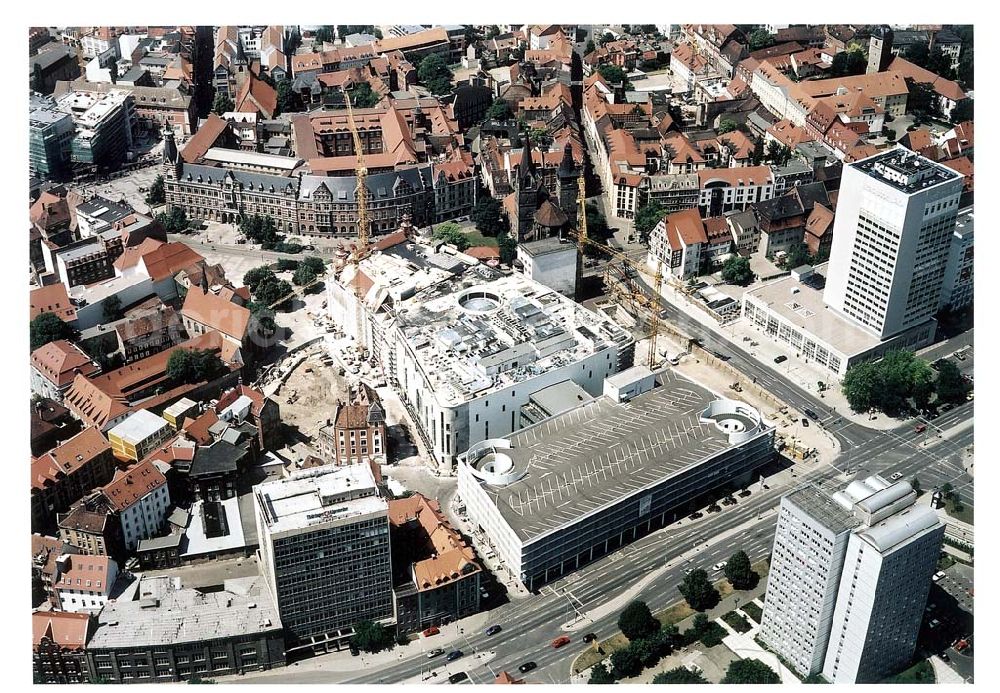 Aerial photograph Erfurt - Bau der Einkaufsgalerie Anger 1 in Erfurt - ein Projekt der ECE Projektmanagement GmbH Hamburg.