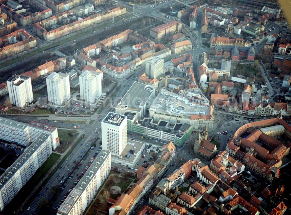 Aerial photograph Erfurt - Bau der Einkaufsgalerie Anger 1 in Erfurt - ein Projekt der ECE Projektmanagement GmbH Hamburg.