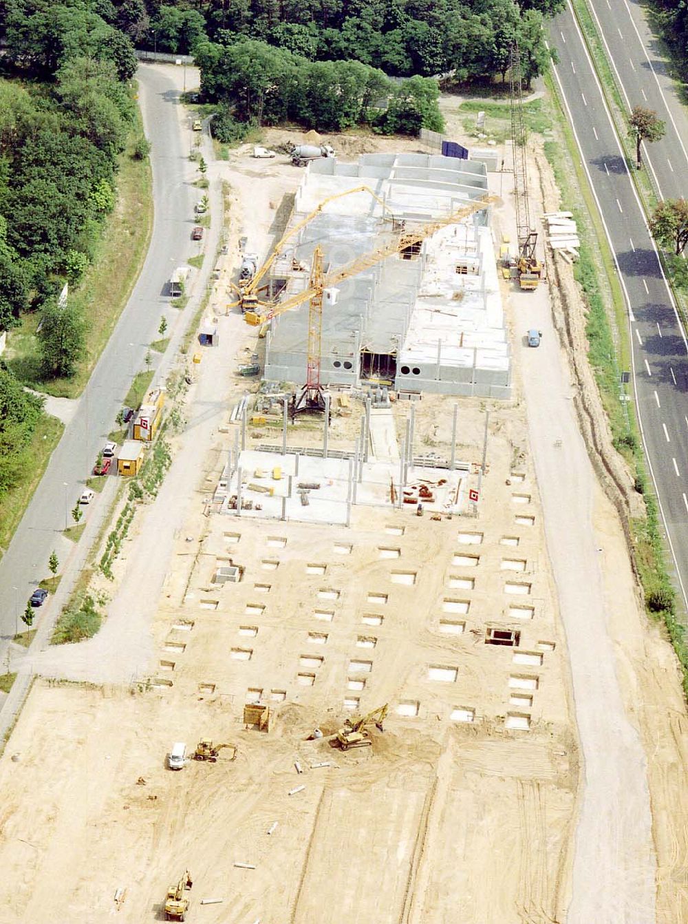 Aerial photograph Wustermark - Brandenburg - Bau des Factory-Outlet-Centers an der B5 bei Wustermark / Brandenburg.