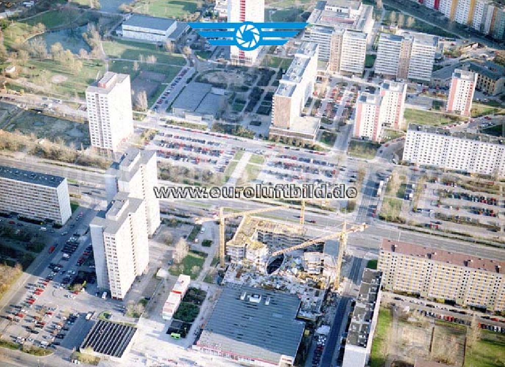 Aerial photograph Berlin - Lichtenberg - Bau eines Geschäftszentrums CASTELLO durch die IMBAU GmbH an der Landsberger Allee in Berlin-Lichtenberg.