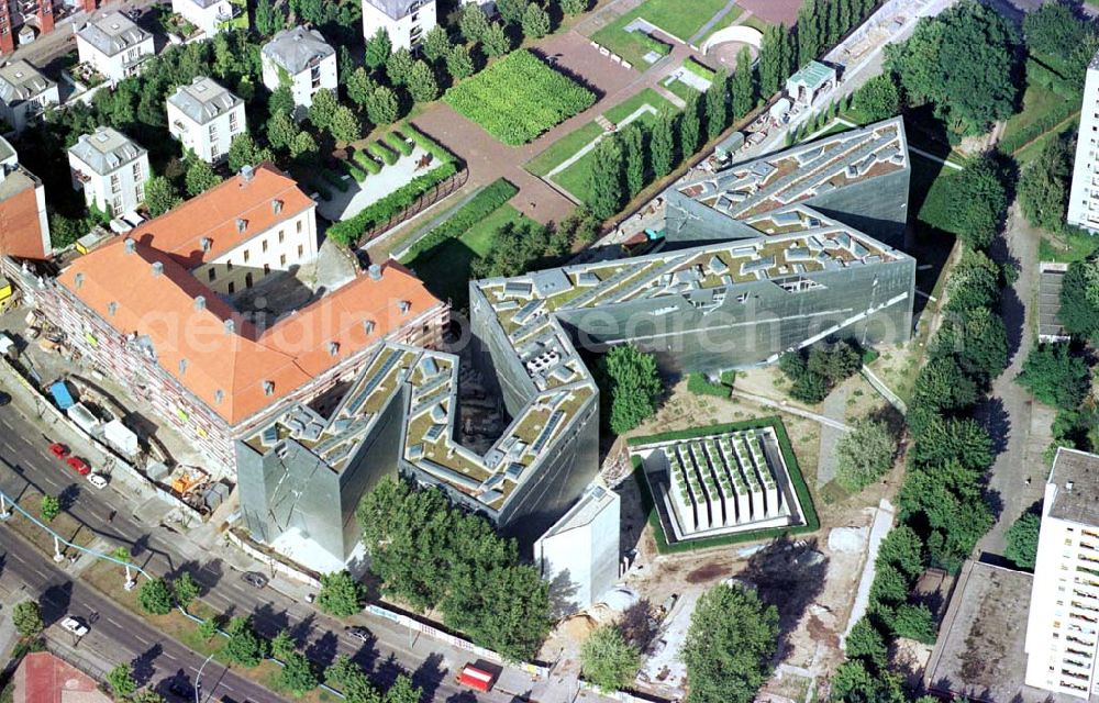 Berlin - Kreuzberg from the bird's eye view: Bau des Jüdischen Museums an der Lindenstraße in Berlin-Kreuzberg.